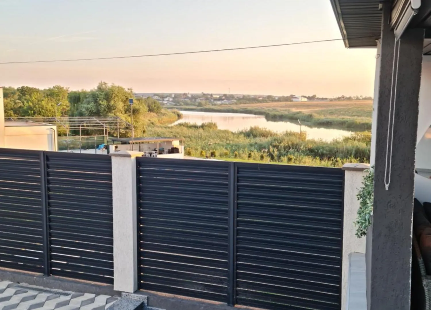 Grey House Villa Bucharest