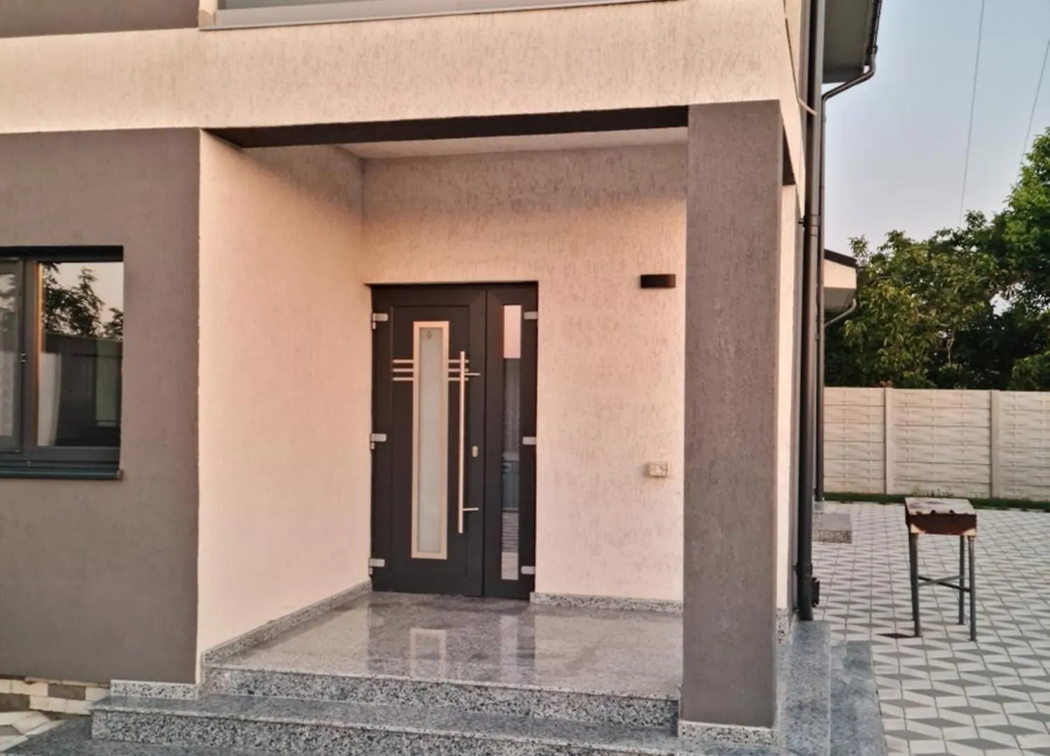 Grey House Villa Bucharest