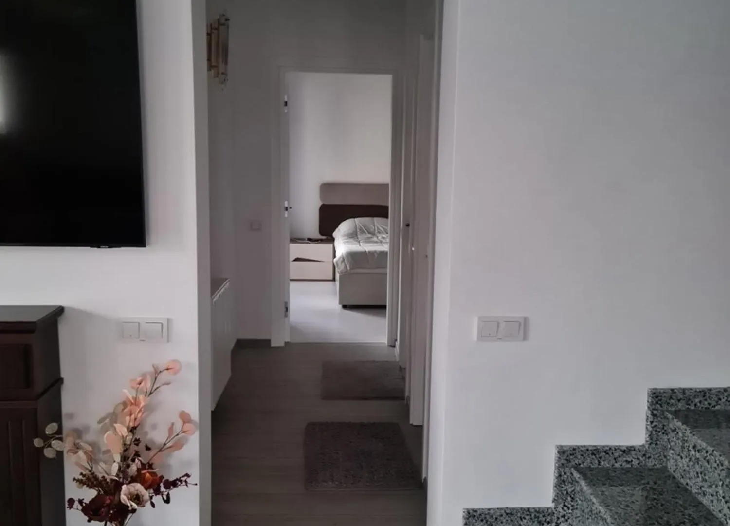 Grey House Villa Bucharest